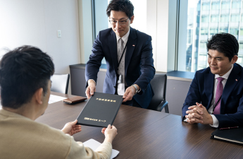 物件情報の取得当日に買付証を提示